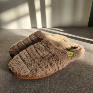 Western Chief Ester Slipper Size 9